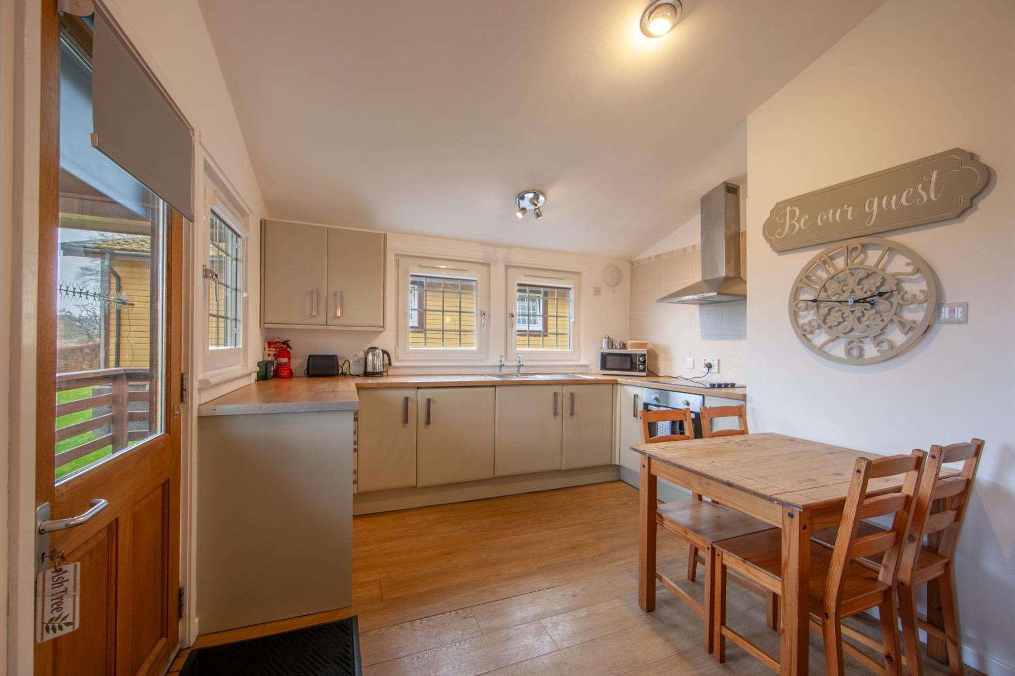 Appin Holiday Homes -Caravans, Lodges, Shepherds Hut And Train Carriage Stays Exteriér fotografie