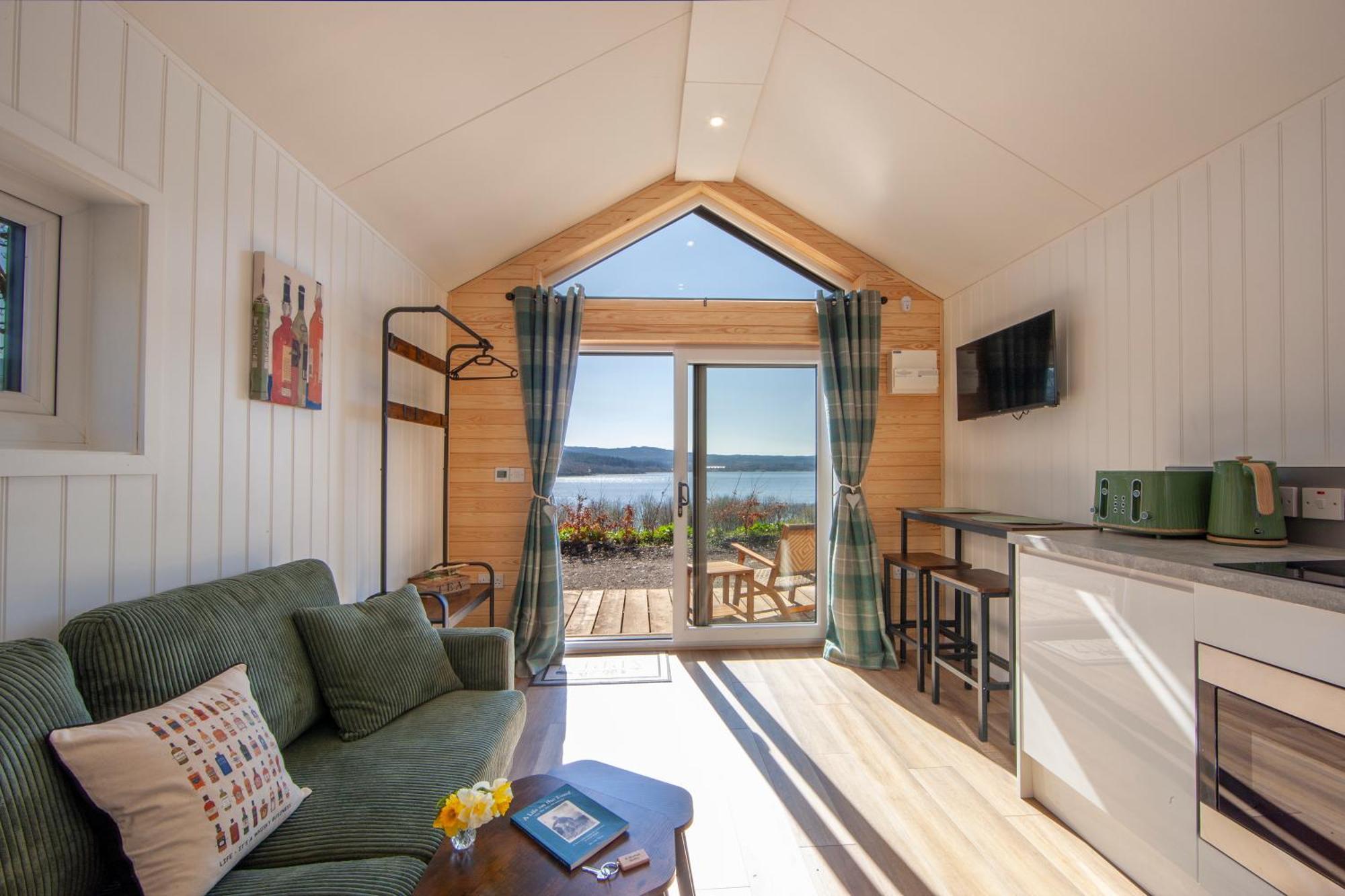 Appin Holiday Homes -Caravans, Lodges, Shepherds Hut And Train Carriage Stays Exteriér fotografie