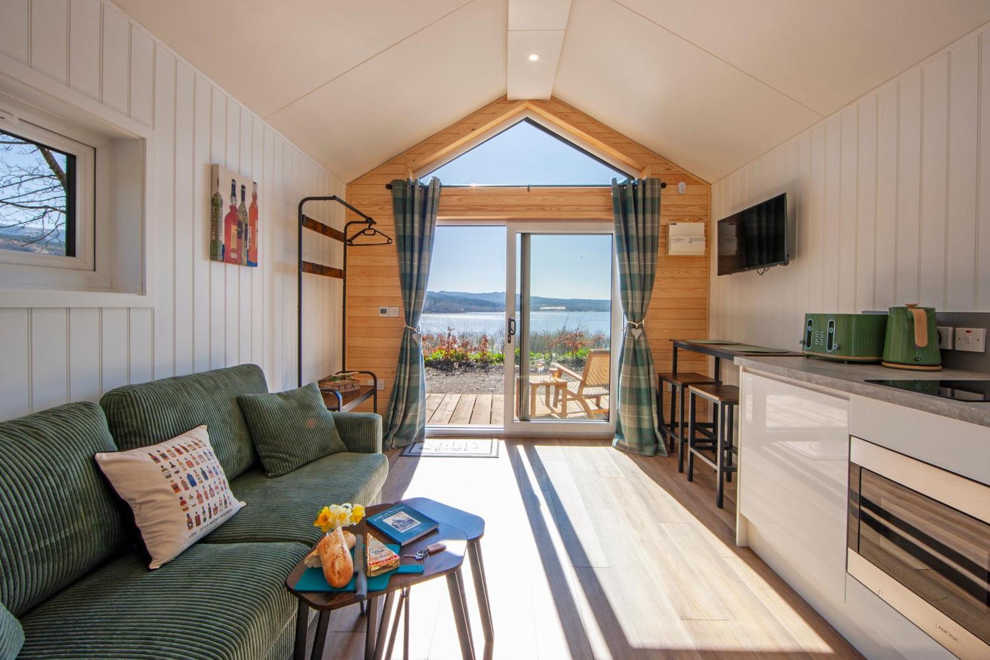 Appin Holiday Homes -Caravans, Lodges, Shepherds Hut And Train Carriage Stays Exteriér fotografie