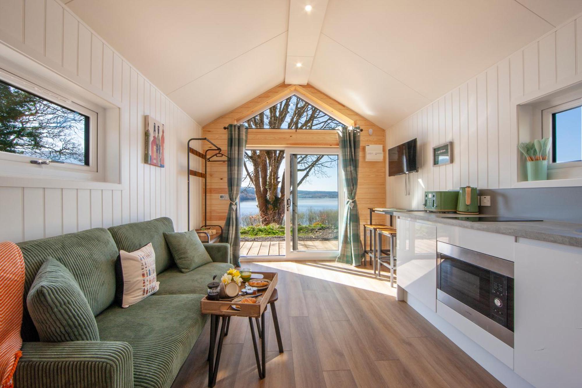 Appin Holiday Homes -Caravans, Lodges, Shepherds Hut And Train Carriage Stays Exteriér fotografie
