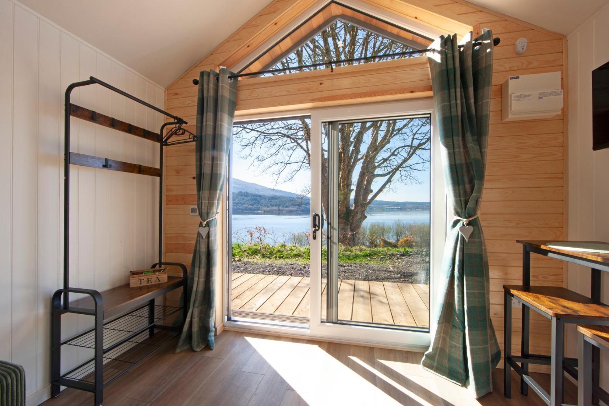 Appin Holiday Homes -Caravans, Lodges, Shepherds Hut And Train Carriage Stays Exteriér fotografie